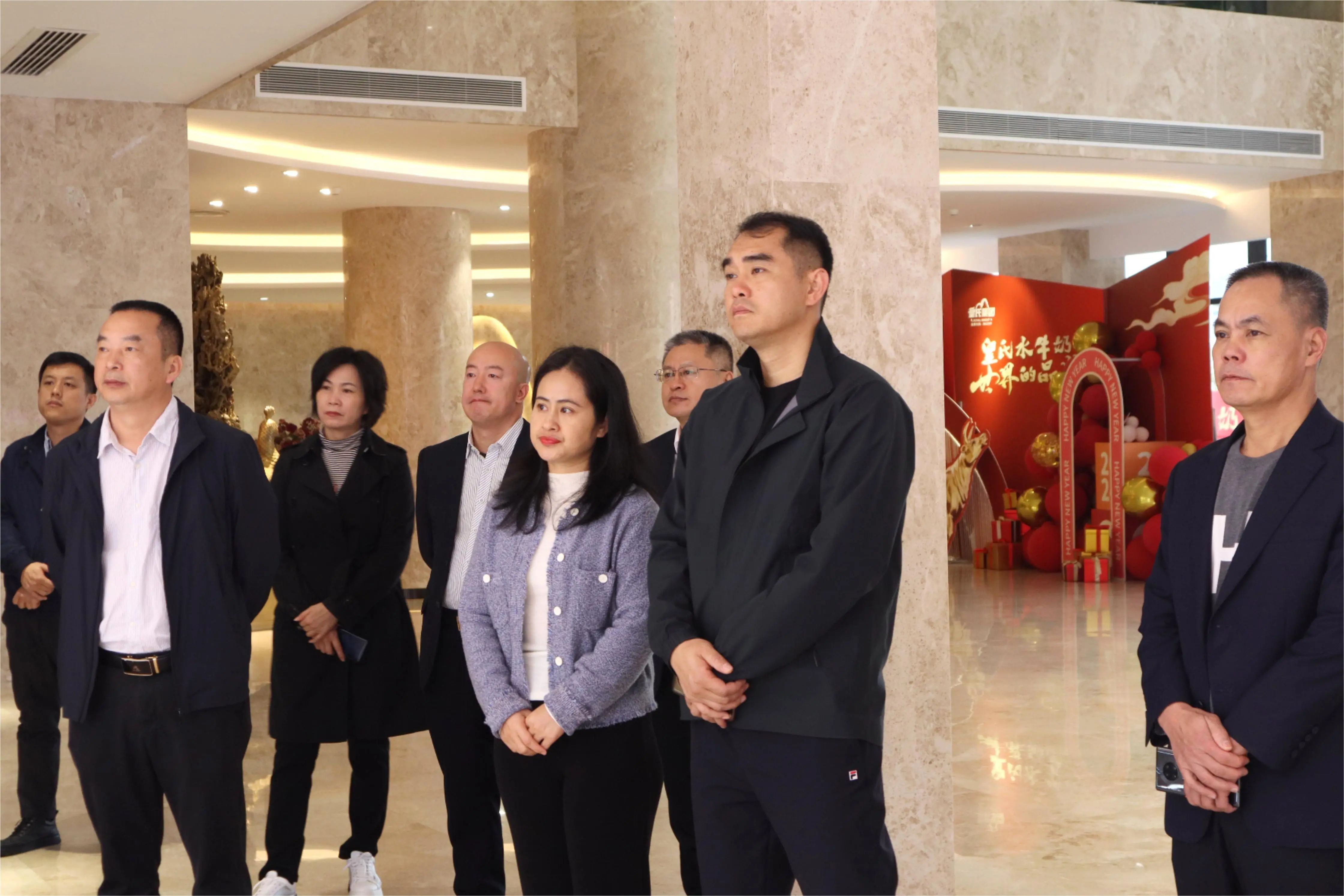 廣東陽西縣委常委、統戰部部長林藝超率隊來訪皇氏集團